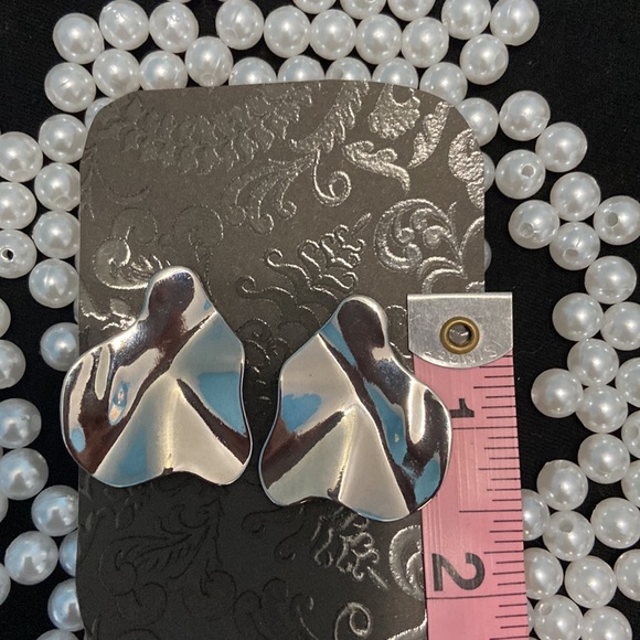 Abstract silver - Picture 2 of 3